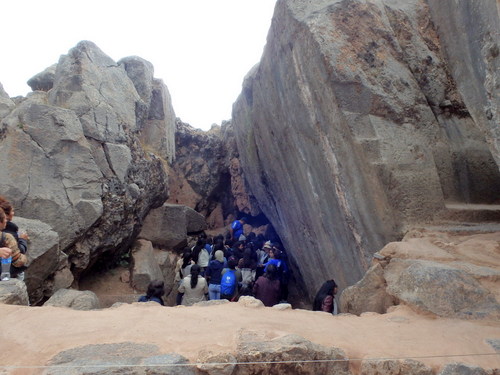 Q'Inqu - Holy Place.
